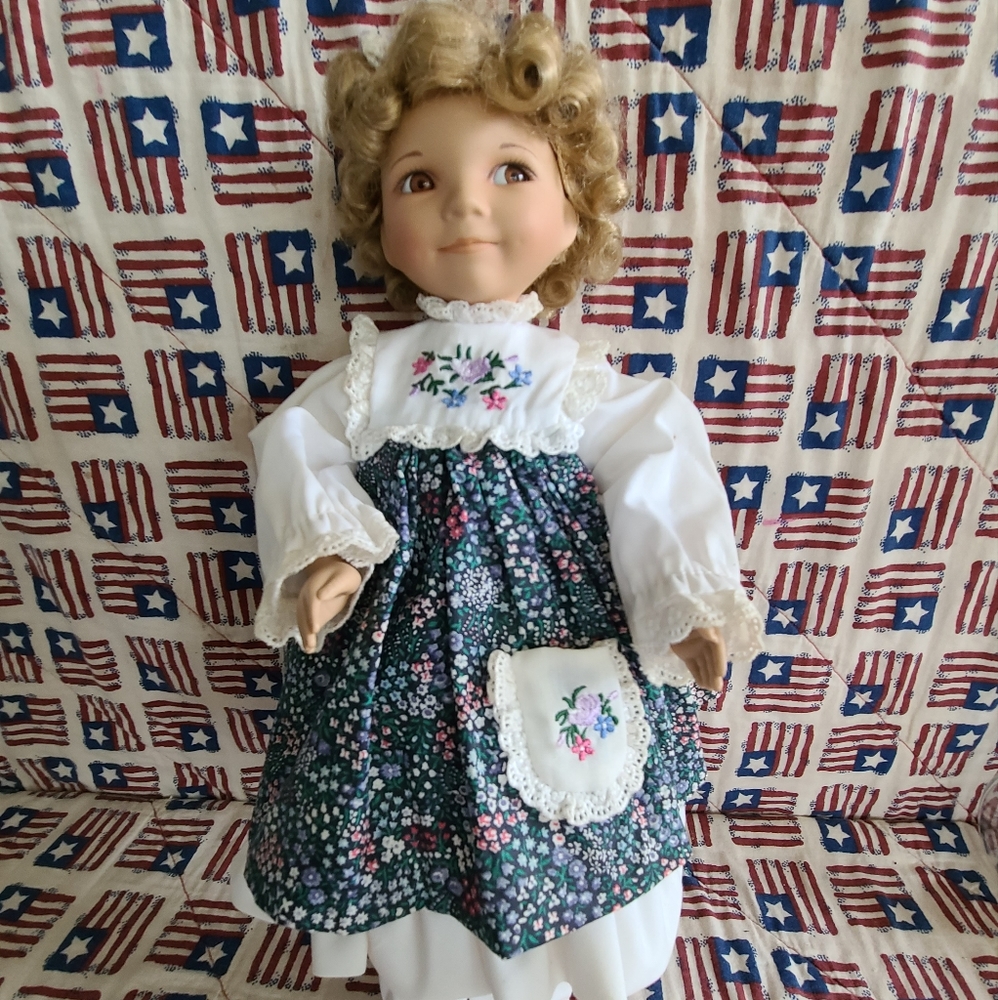 Shirley Temple as "GOLDILOCKS" by designer Dianna Effner as an 14" doll